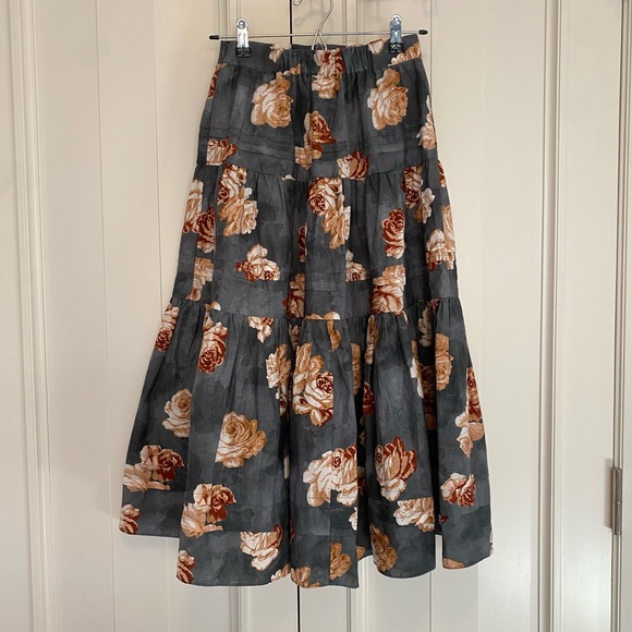 the westside Allora tiered midi skirt (XS) - Picture 4 of 10